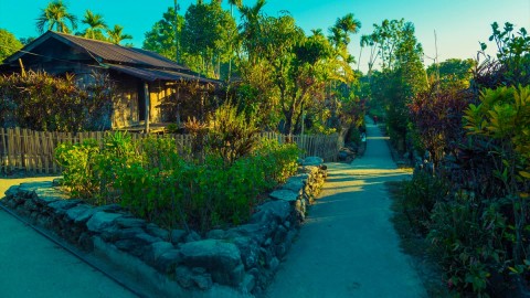 Mwallynong Village