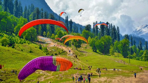 Paragliding at Solang Valley
