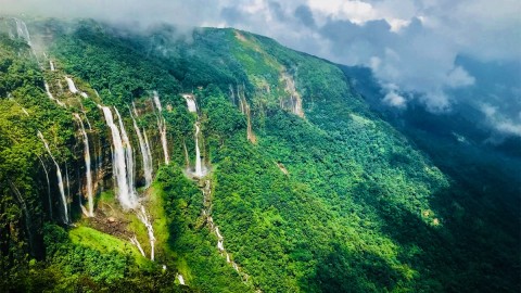 Seven Sister Waterfalls