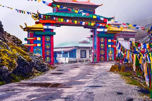 Arunachal Tour Package Covering Tawang and Bomdila